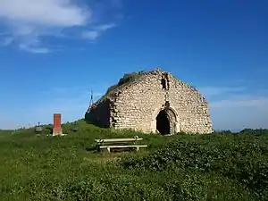 Kavakavank Monastery near the village, built in 1742 at the site of an old monastic complex.