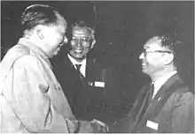 On August 23, 1964, Zhou Peiyuan (middle) accompanied Mao Zedong (left) to meet with Sakata Shoichi (right), as the head of the Japanese delegation