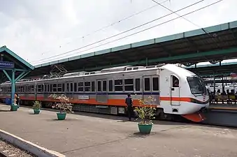 Car 6151 with a rebuilt Djoko Lelono 2 front end as part of a 4-car set in November 2011