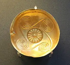 Minoan cup, part of the Aegina Treasure, 1850-1550 BC, gold, British Museum