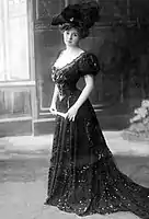 Amélie Diéterle by Nadar, around 1895.