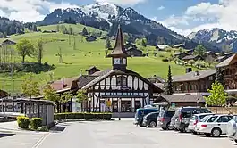 The railway station with the Rinderberg in background