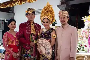 Bali Hindu wedding dress