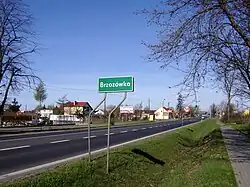 Road sign leading to Brzozówka