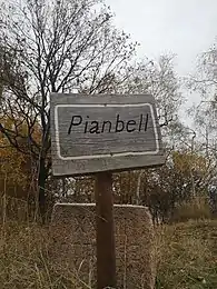 Sign representing the summit of Monte Piambello (written in Varesotto)