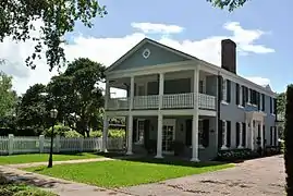 Colonial Village (John Pierson, John and Coulton Skinner, 1925–1926)