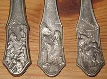 Spoons for children;engraved on them are fairy tale scenes from "Snow White", "Little Red Riding Hood", and "Hansel and Gretel".