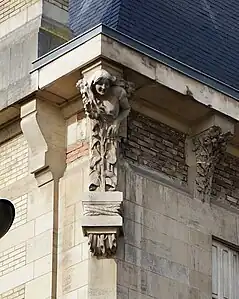 Art Nouveau caryatid-corbel on the Maison Vallin (Boulevard Lobau no. 6), Nancy, France, 1894, by Eugène Vallin