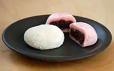 Daifuku filled with red bean paste