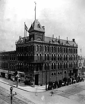 Dania Hall 1906