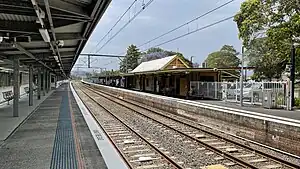 Dapto Station