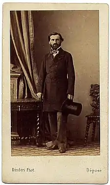 Portrait de Giuseppe Verdi, au format carte-de-visite. Paris, Musée d'Orsay.