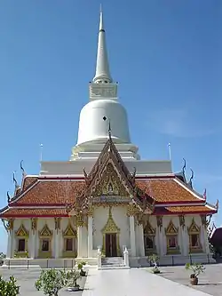 Wat Khao Suwan Pradit