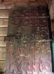 The door on display in Ålhus church is supposedly from Audunborg.