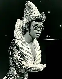 Elton John, 1975