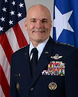 General Everhart in Service Dress Uniform in his official photo as Commander, Air Mobility Command