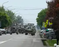 Farmers riding tractors and protesting in Bogatić on 16 May 2023