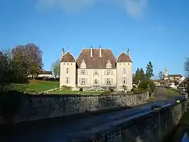 Marulaz acquired the Château de Filain in 1808 and died there in 1842.