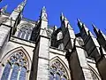 Flying buttresses