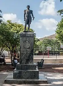 Statue of Francisco Esteban Gómez in Santa Ana