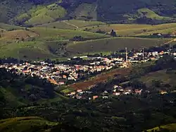 View of Fundão from peak of Goiapaba-Açu