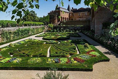 The garden of the Palais de la Berbie