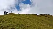 Ridge walking at Gidara Bugyal