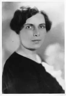 Gladys Henry Dick (pictured) and George Frederick Dick developed an antitoxin and vaccine for scarlet fever in 1924 which were later eclipsed by penicillin in the 1940s.