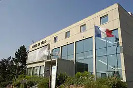 The town hall in Fontaine-lès-Dijon