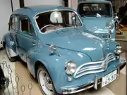 Hino Renault 4CV