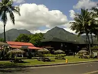 Hanalei town with a view of Mt. Na Molokama, and Māmalahoa