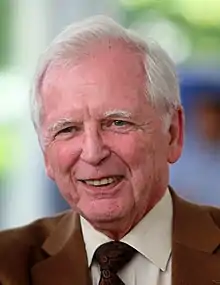 Harald zur HausenVirologist