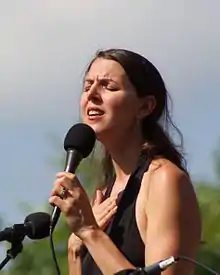 Heather Masse singing with the Wailin Jennys