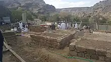 Graves of the three Dāʿīs being uncovered at Hisn Af'ida