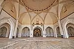 The 16th century Jama Mosque in Bijapur with rib vaulting consisting of four-centred arches.