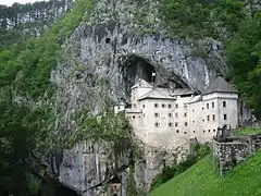 Luegg - Predjama Castle, Postojna