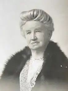 Photo of Lily Watson