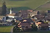 Linden (BE) – Village centre with the church from the southeast