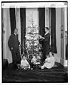 An Italian-American family on Christmas, 1924