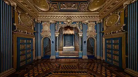 Baroque Ionic pilasters and columns in the bedroom of Hedvig Eleonora, Drottningholm Palace, Ekerö Municipality, Sweden, by Nicodemus Tessin the Elder, 1662-1681