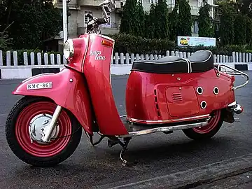 Maicoletta, front left view