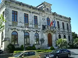 Vauvert town hall