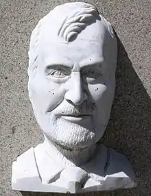 The bust of Manuel Maria in the Plaza Mayor de Lugo.