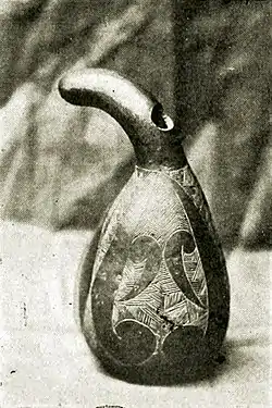 Photo of an engraved calabash.