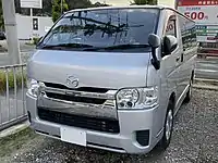 Mazda Bongo Brawny Van GL (TRH200M)