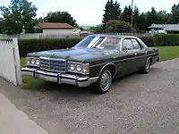 1975–1976 Mercury Meteor Rideau 500 four-door pillared hardtop