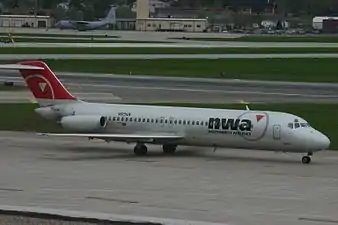 McDonnell Douglas DC-9-30