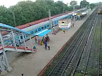 Afternoon shot from newly built foot overbridge when 12041 Up Shatabdi Express was stopped due to signal