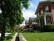 Nice houses along Park Avenue.