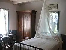 Interior of the Julee Cottage (2008) bedroom